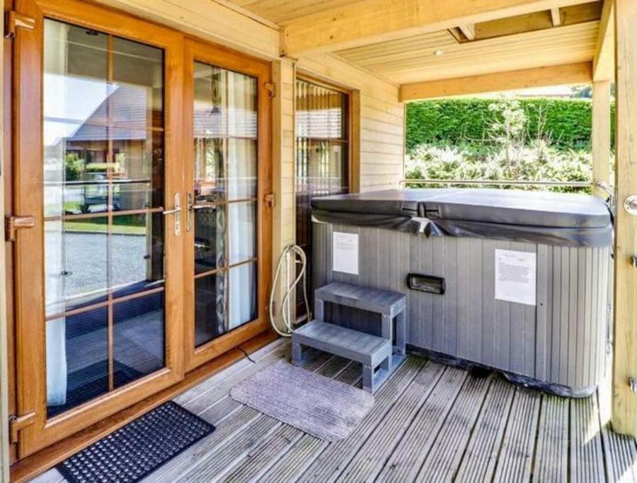 Artro Lodge Luxury 3 Bedroom, 3 Bathroom & Hot Tub Llanbedr  Eksteriør billede